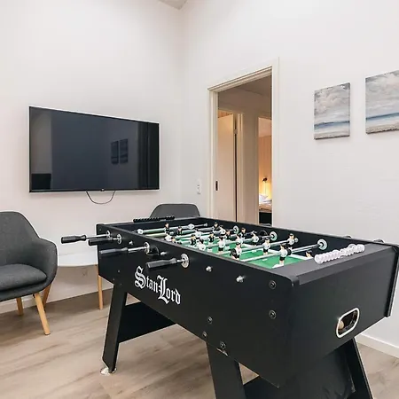 18 Person In Feriehus *