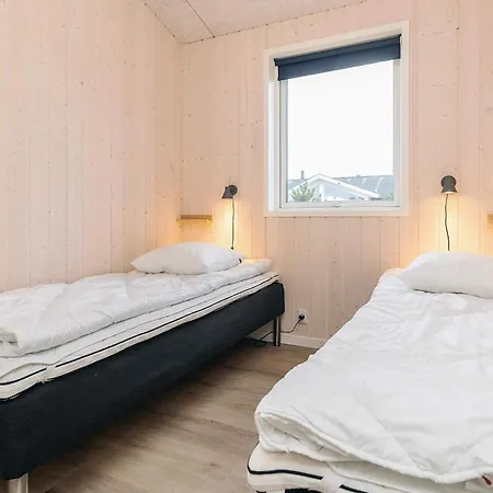 Prázdninový dům 18 Person In Løkken