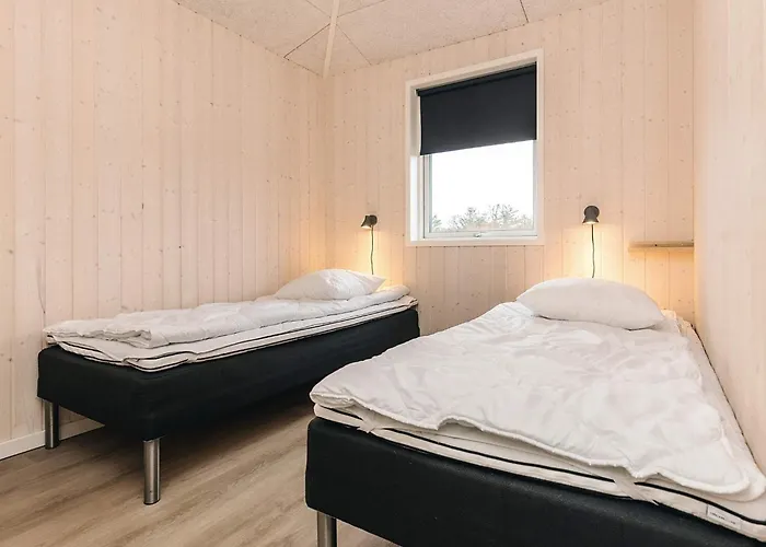 18 Person In Prázdninový dům